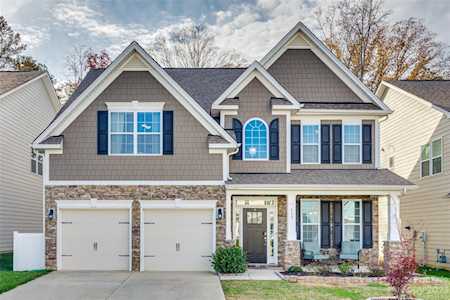 137 Eureka Ct Lake Wylie, SC 29710