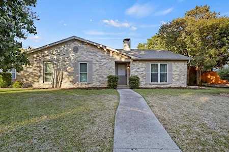 2809 Charter Oak Drive Plano, TX 75074