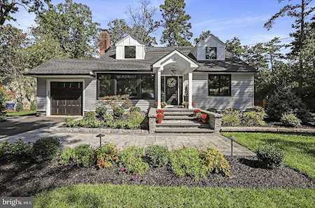 157 Apache Trl Medford Lakes, NJ 08055