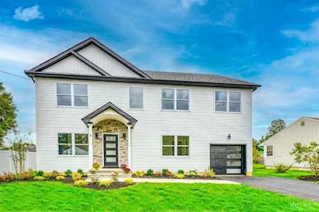 8 Burnham Road East Brunswick, NJ 08816