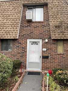 65 Wakefield Circle East Hartford, CT 06118