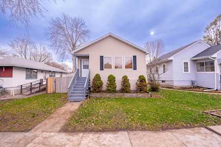 988 Armstrong Avenue Saint Paul, MN 55102