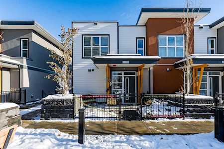 95 Burma Star Rd SW #2205 Calgary, AB T3E 8A9