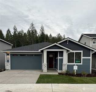 5921 Great Glen Rd SW #69 Port Orchard, WA 98367