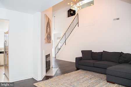 828 Chanticleer Cherry Hill, NJ 08003