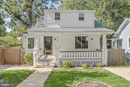 5702 40th Place Hyattsville, MD 20781