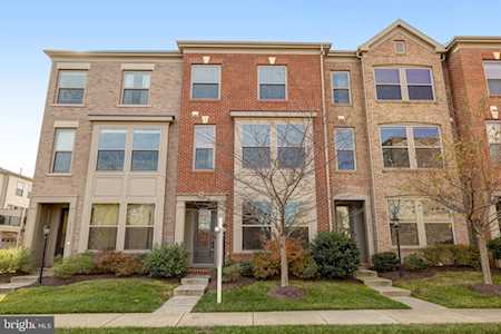 23419 Epperson Square Brambleton, VA 20148