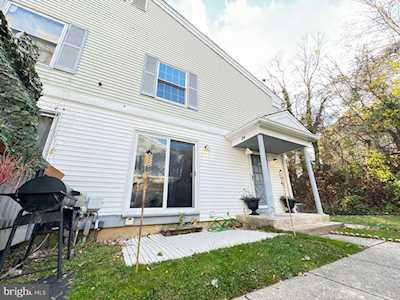 24 Ridgelawn Rd #D Reisterstown, MD 21136