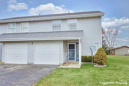 17668 W Horseshoe Ln #1 Gurnee, IL 60031