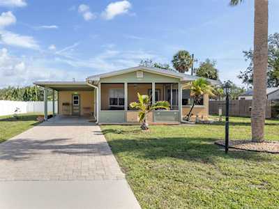909 Cypress Ave Venice, FL 34285