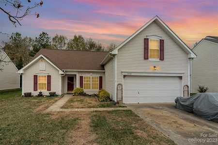 14440 Arlandes Dr Charlotte, NC 28278