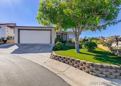 1825 Lodi Gln Escondido, CA 92026