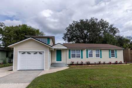 8331 Paul Jones DR Jacksonville, FL 32208