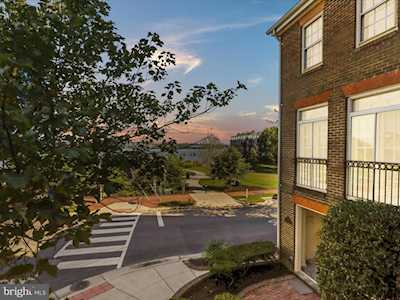 100 Gibbon St Alexandria, VA 22314