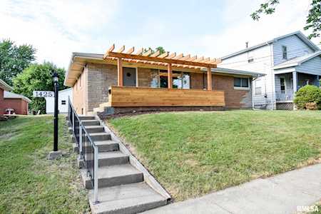 1425 E Seiberling Ave Peoria Heights, IL 61616