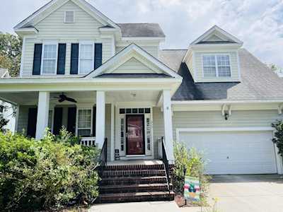 213 Carolinian Drive Summerville, SC 29485