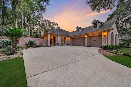 11 Highland Green Place The Woodlands, TX 77381