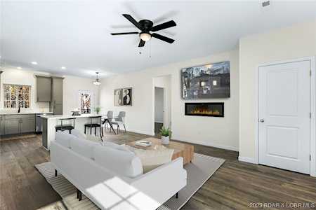 693 Bittersweet Rd Four Seasons, MO 65049