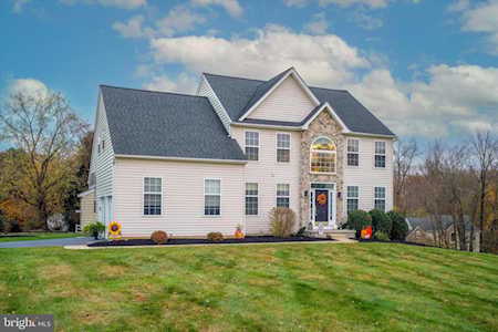 1220 Stonegates Turn Garnet Valley, PA 19060