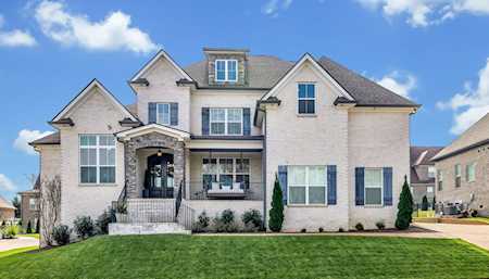 5011 Wallaby Dr Spring Hill, TN 37174