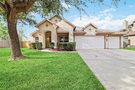 5630 Edgewood Place Dr Spring, TX 77379
