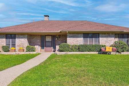 1415 Shannon Place Carrollton, TX 75006