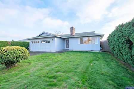 1905 Breakwood Cir Albany, OR 97322