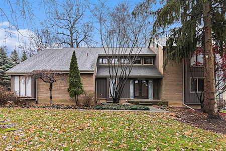 30537 W Huntsman Dr Farmington Hills, MI 48331