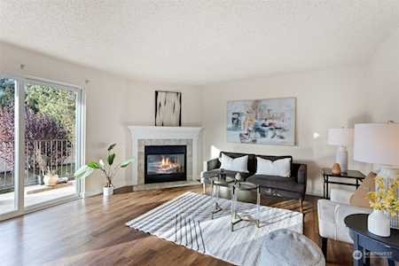 23411 102nd Ave SE #E209 Kent, WA 98031