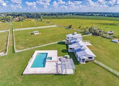 15200 Rawls Rd Sarasota, FL 34240