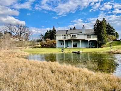 1264 Butcher Rd Fenton Twp, MI 48430