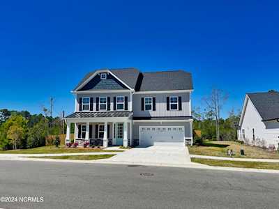 201 Second St Hampstead, NC 28443