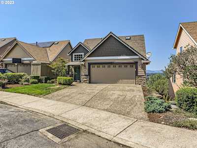9365 SE Scott Park CIR Happy Valley, OR 97086