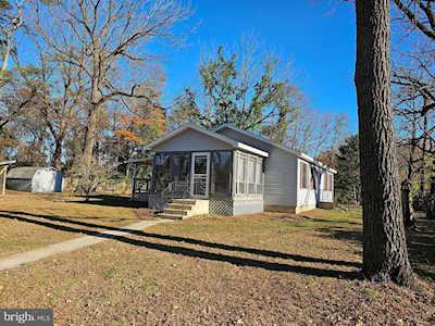 10 Sailors Path Rd Bethel, DE 19931