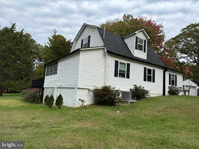 22820 Old Rolling Rd California, MD 20619