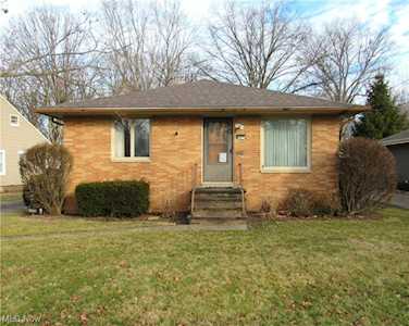 23340 Alexander Rd North Olmsted, OH 44070