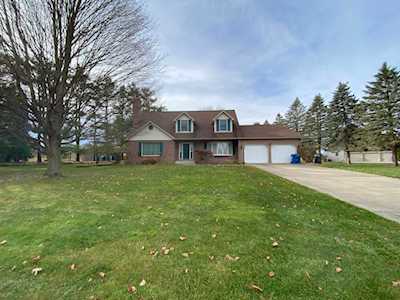 5835 Canton Dr Kalamazoo, MI 49004
