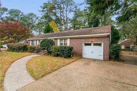 1428 Willow Wood Drive Norfolk, VA 23509