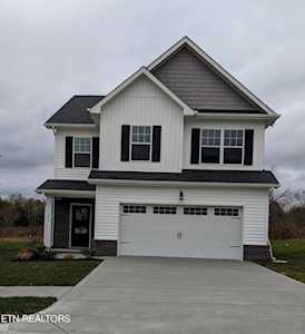 154 E Elderberry St Oak Ridge, TN 37830