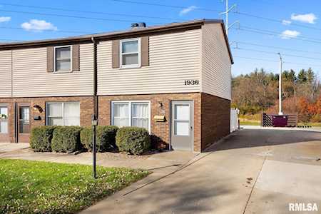 1936 Canterbury Dr Washington, IL 61571