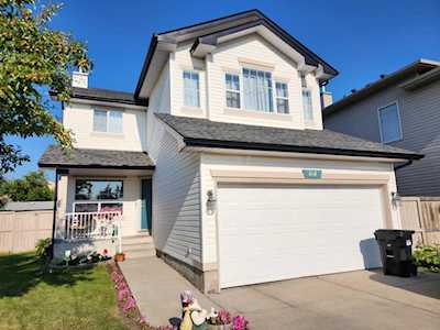 64 Country Hills Park NW Calgary, AB T3K 5E1