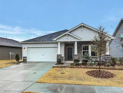 4174 Canopy Creek Dr Denver, NC 28037