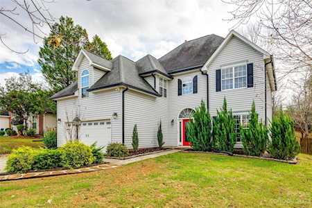 2834 Patten Hill Dr Matthews, NC 28105