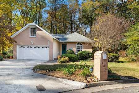 304 Spice Bush Ct Chesapeake, VA 23320