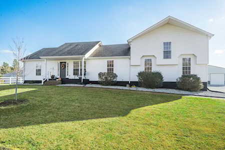 6717 E Benton Rd Springfield, TN 37172