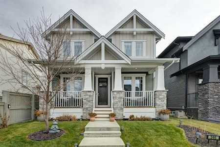 346 Cooperstown Common SW Airdrie, AB T4B 3T7
