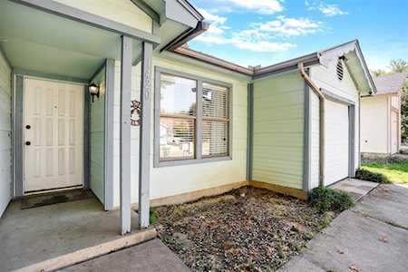 1420 Spring Willow Drive Arlington, TX 76018