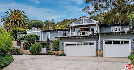 17965 Surfview Ln Pacific Palisades, CA 90272