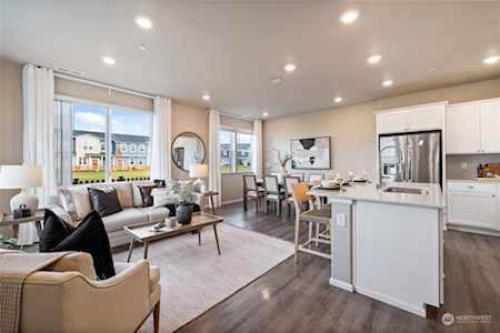 13157 E 175th Ave #N6 Bonney Lake, WA 98391