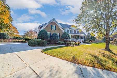 2320 Perez Way Virginia Beach, VA 23456